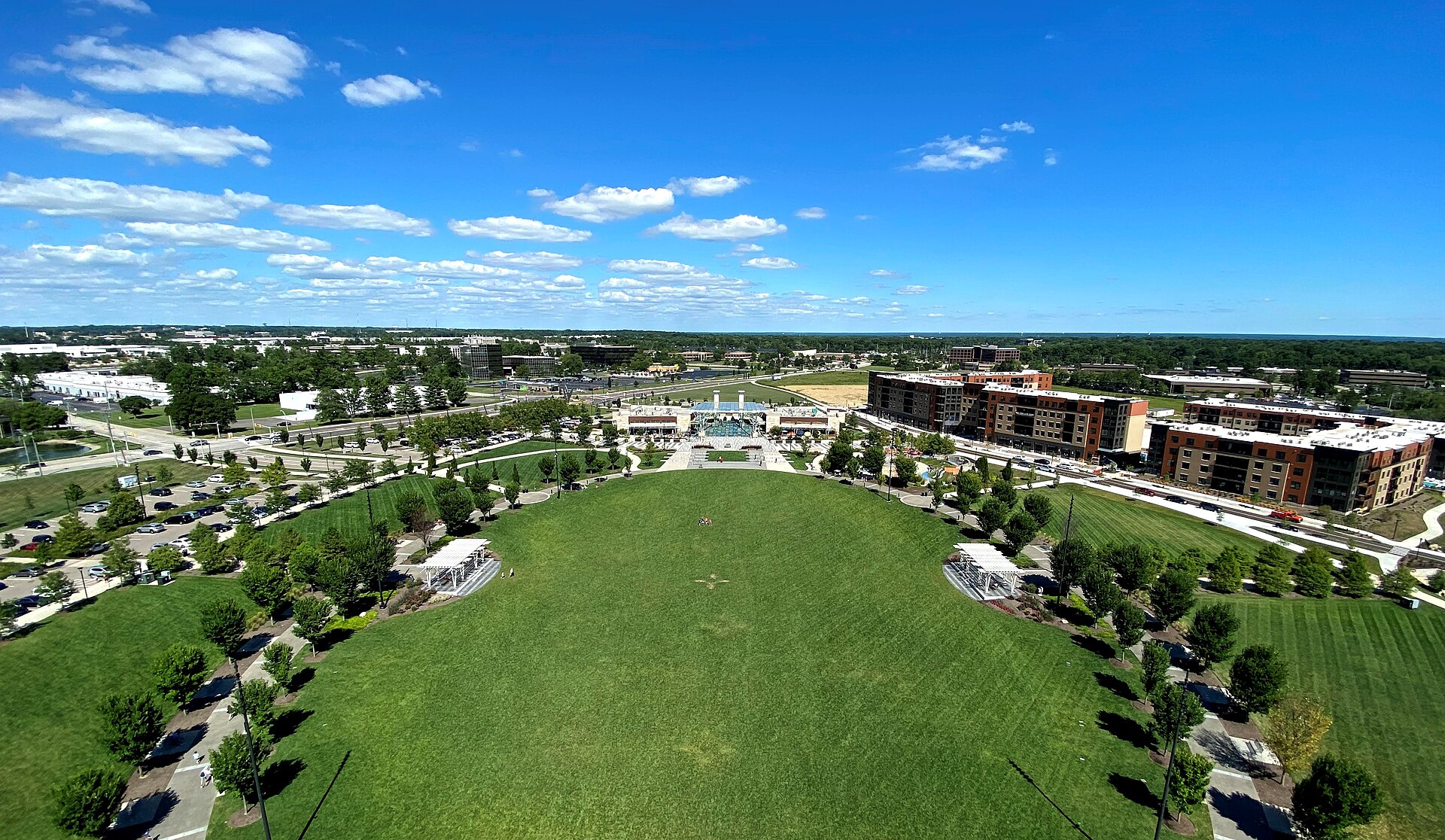 Summit Park in Blue Ash, Ohio, Hamilton County suburb guide, Kristine Green Realtor Coldwell Banker Global Luxury